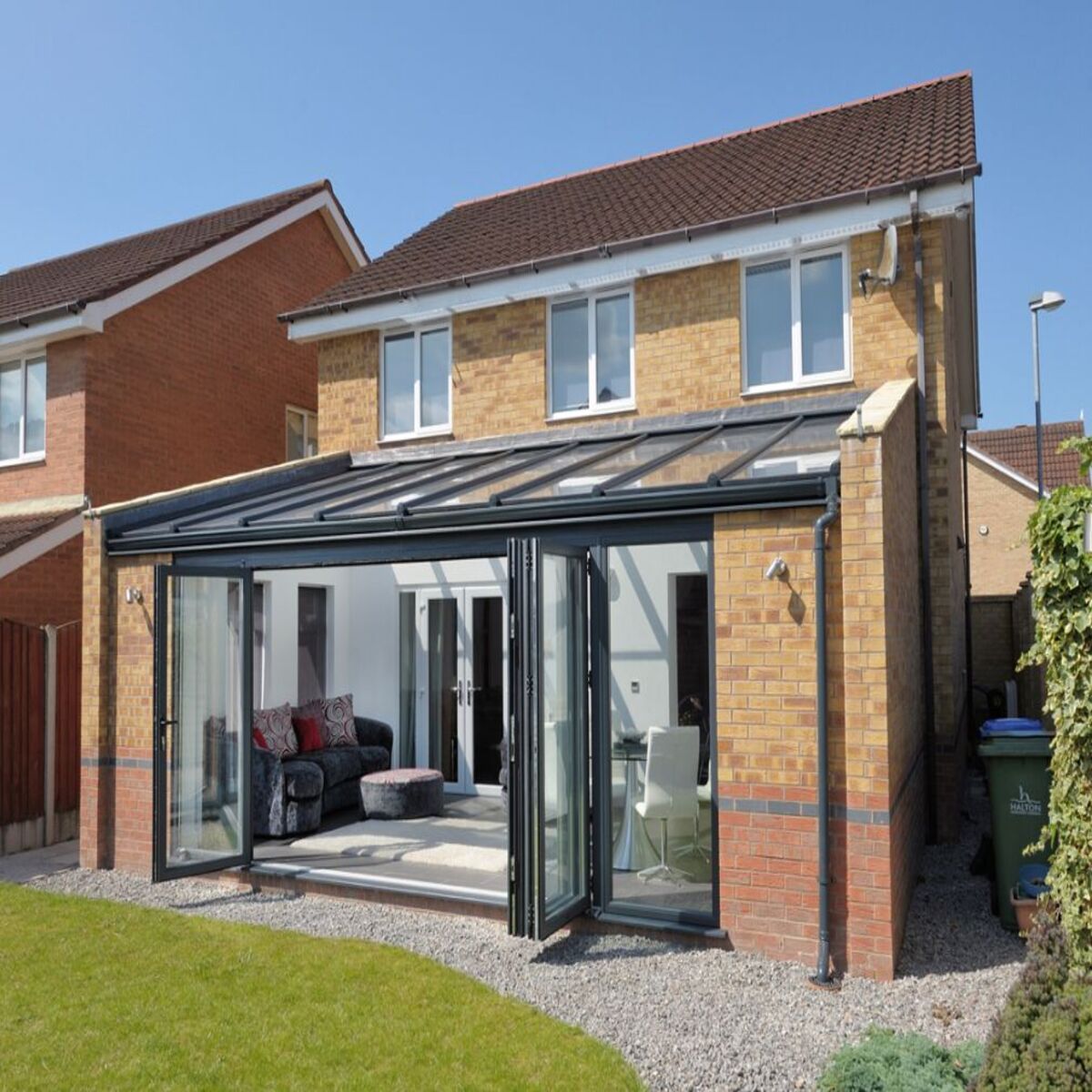 Bi-Fold Door - Gallery Image 8