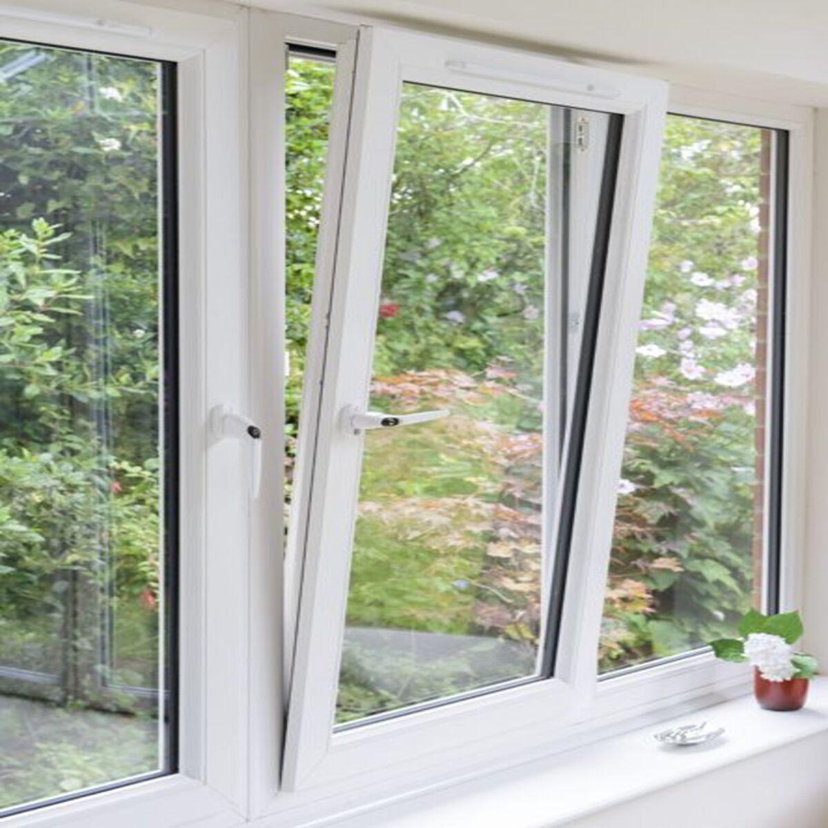Tilt & Turn Windows - Gallery Image 3